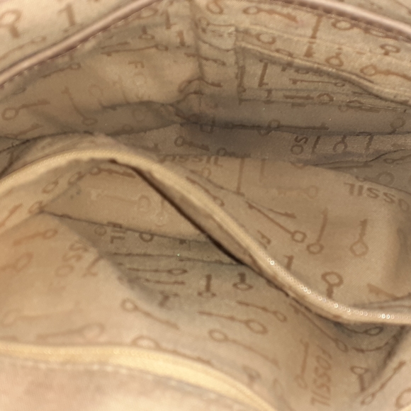 Fossil tan leather women's crossbody bag - Picture 9 of 17